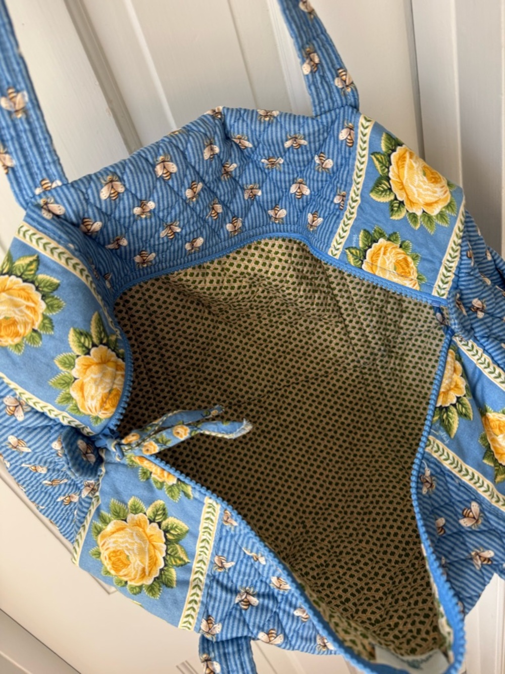 Vera Bradley Blue Quilted Travel Duffel with Yellow Rose & Bees Retired print - Picture 6 of 11